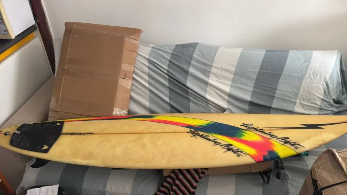 Prancha de surf antiga Lightning Bolt 7.4 (Reliquia)!