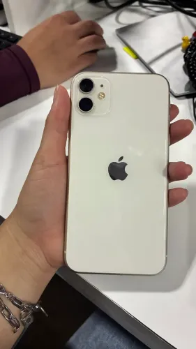 iPhone 11 64G
