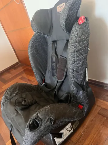 Cadeira infantil automotiva