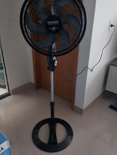 Ventilador de coluna novo