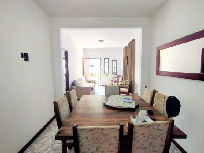 Casa Duplex com Piscina e 6 Quartos à Venda em Siderópolis Volta Redonda/RJ