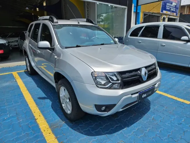 Renault Duster Dynamique 2.0 Hi-flex 16V Aut. 2016