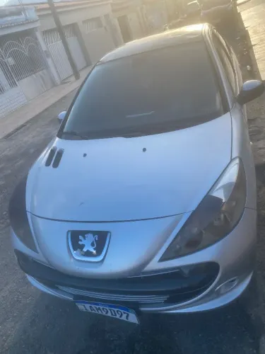 Peugeot 207 Sedan Passion XS 1.6 Flex 16V 4P AUT 2010