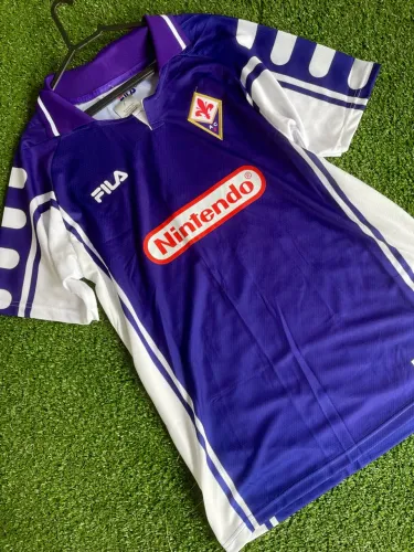 Camisa retro fiorentina Nintendo 1999/2000 Batistuta 9