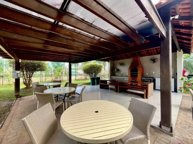 Vendo um Apartamento no Condomínio Reserva Do Bosque