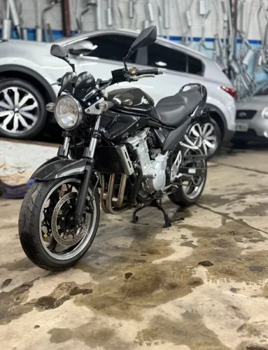 Bandit 650n injetada 