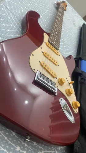 Guitarra Giovanni