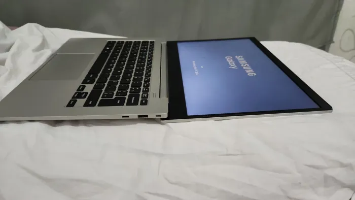 Notebook Samsung Book Go 14" Full HD - Pouco Uso - Excelente Estado