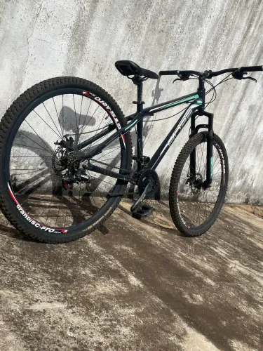 Bicicleta aro 27