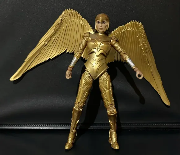 Mulher-Maravilha (Golden Armor) DC Multiverse McFarlane