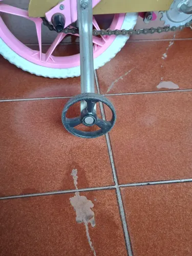 Bicicleta aro 12 feminina