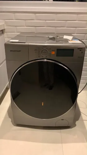 Lava e Seca Brastemp 10,1Kg/6Kg Prata Água Quente com Ciclo Tira Manchas Pro e Ciclo 1h Pr