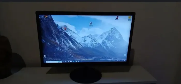 Vendo MONITOR,TECLADO GAMER,MOUSE GAMER e FONE DE OUVIDO