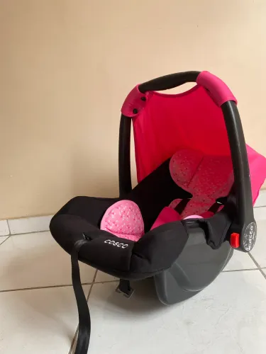 Bebê conforto Menina