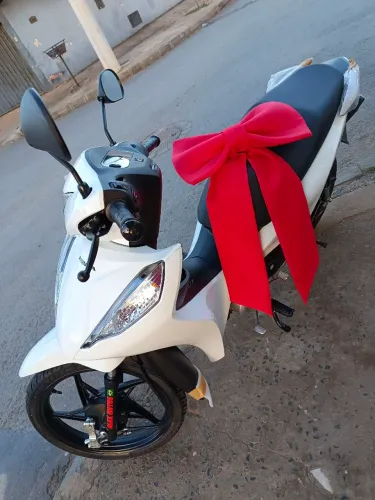 Biz 125 tudo pago/ modelo 27
