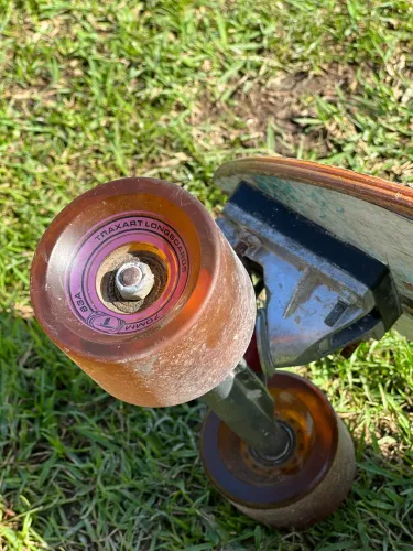 Longboard Traxart 70mm - Estilo Surfskate/Cruiser