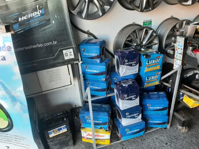 Bateria de 45 amperes sem Manutenção Luxor com Garantia 