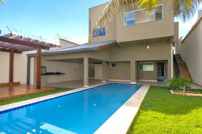 Casa à venda em Caldas Novas/GO  Setor Serrinha