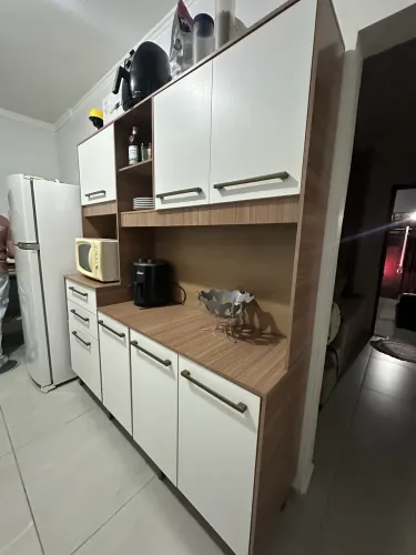 ARMÁRIO EM PERFEITO ESTADO