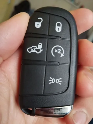 Chave de presença da Fiat Toro