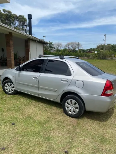 Toyota Etios XS Sedan 1.5 Flex 16V 4P Mec. 2016