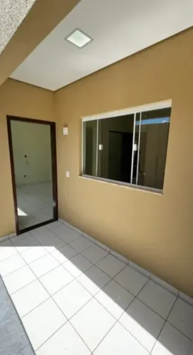 Casa pra vender Chapéu  do sol com placa  solar  800 KWH