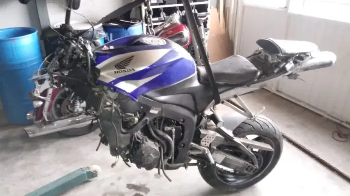Sucata de moto para venda de peças Honda Cbr600Rr 2008 08