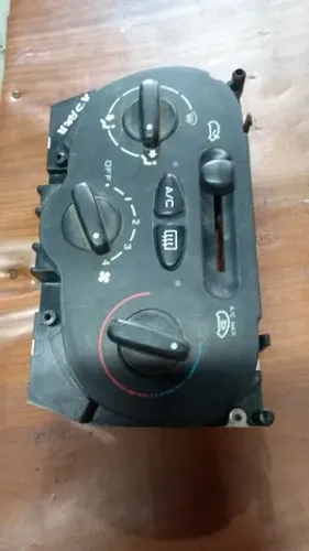Comando do ar condicionado Citroen Picasso Xsara ano 2008.