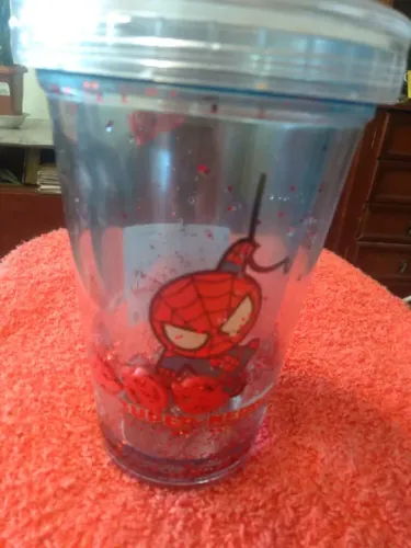 Copo plástico com tampa de rosca Spider Man  importado