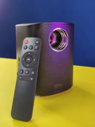 Projetor Portátil Byintek X25/4k max/Android 9/6d keystone/Wifi/Espelha Celular/200poleg. 