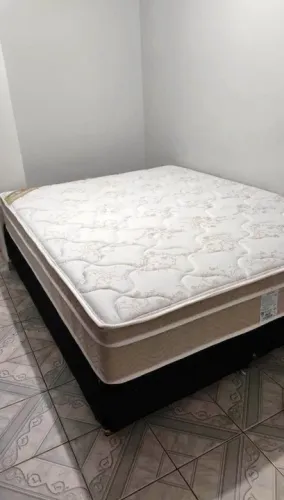 cama box queen em molas ensacadas