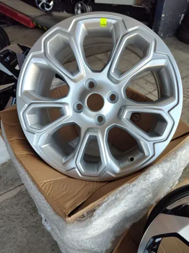 Rodas 17 novas na caixa furacão 4x108 em 10 xsem juros <br>