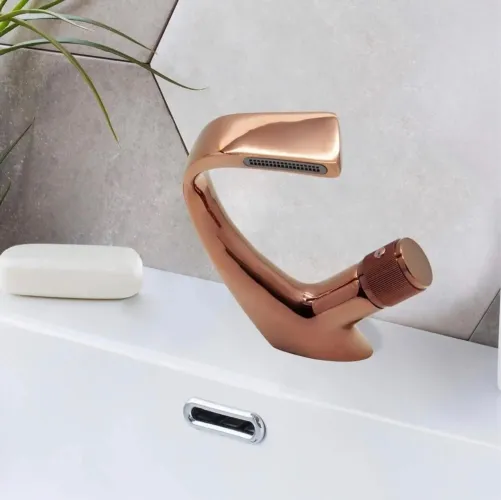 Torneira Prizi Swift- Rose Gold Acabamento Brilhante NOVA NA CAIXA.