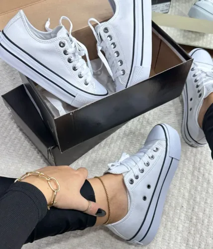 Tênis Casual Feminino - Estilo e Conforto para o Dia a Dia