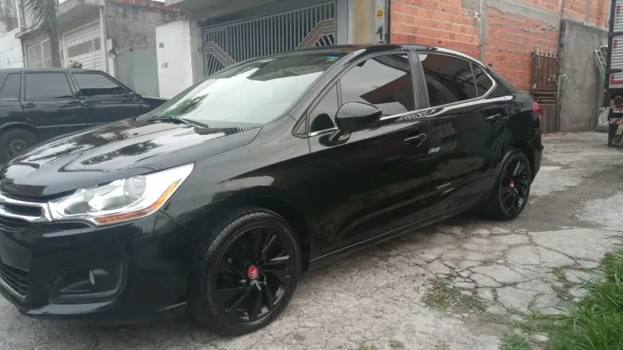 Citroen C4 Lounge Tendance 2.0 Flex 4P Aut. 2015