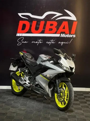 YAMAHA R15 2024