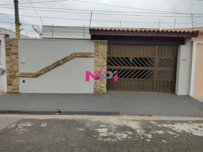 CASA A VENDA COM EDÍCULA NO BAIRRO JARDIM PACAEMBU - JUNDIAÍ QUINTAL COM CHURRASQUEIRA.