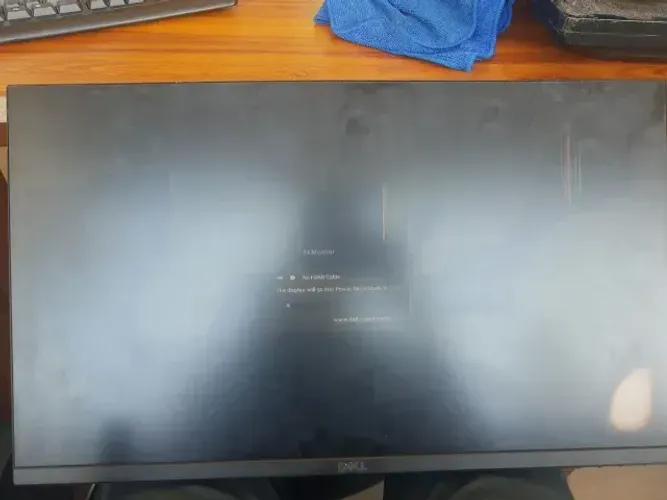 Monitor 24 polegada COM DEFEITO NA TELA