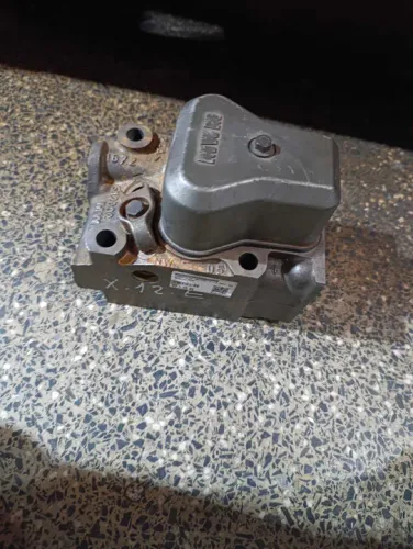CABEÇOTE MOTOR X-12 4CC USADO MWM