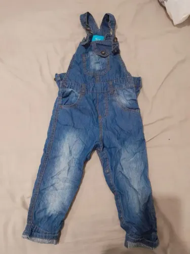 Macacão jeans infantil 