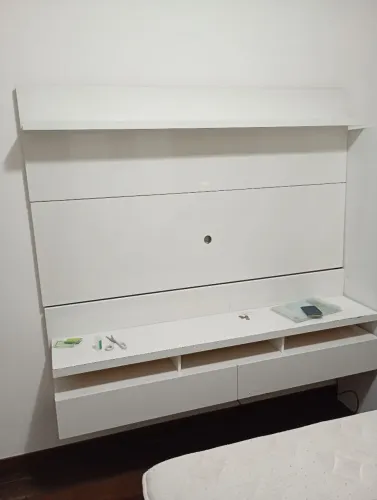 Painel para Tv branco gloss laqueado 1.64m x 1.82m