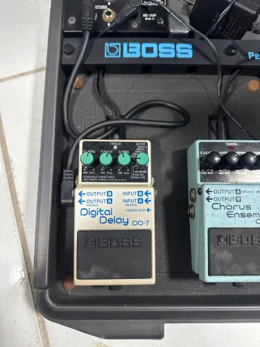PEDAL DE GUITARRA BOSS DIGITAL DELAY DD7 
