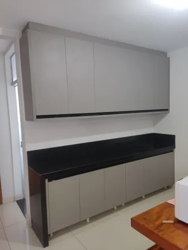 Armários de Cozinha Modernos e Funcionais
