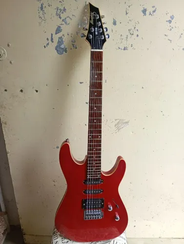 Guitarra Superstratocaster Menphis By Tagima MG 230 excelente