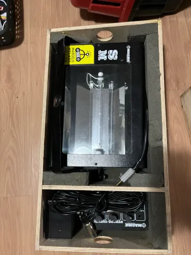 Strobo 110V Magma - Lâmpada Queimada