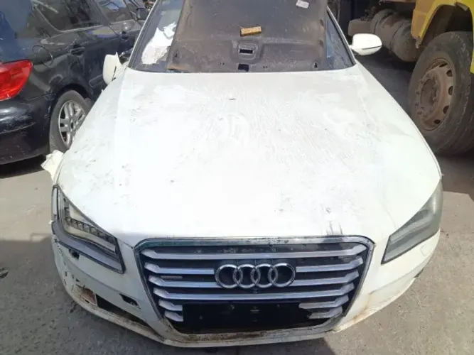 SUCATA AUDI A8 GASOLINA 2011