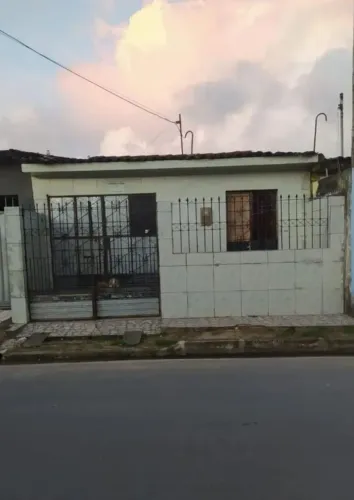 Vende-se Casa no Jorge Teixeira