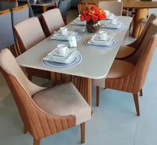 Mesa de jantar 6 cadeiras tampo de vidro de 180x90 entrego hoje R$ 4.500 a vista 