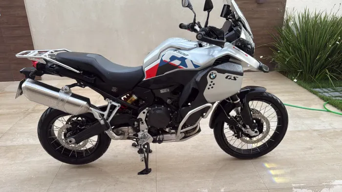 Vendo GS Adventure plus único dono