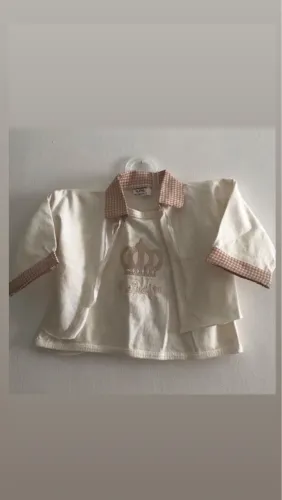 Casaco e camisa para recém-nascido 